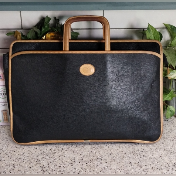 Gucci Other - Vintage Gucci  Black Leather Briefcase Portfolio